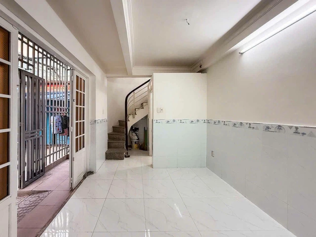 Bán nhà 4 tầng Trần Khắc Chân Quận 1, 20m2, 4 tỷ 8 - Ảnh thu nhỏ 3