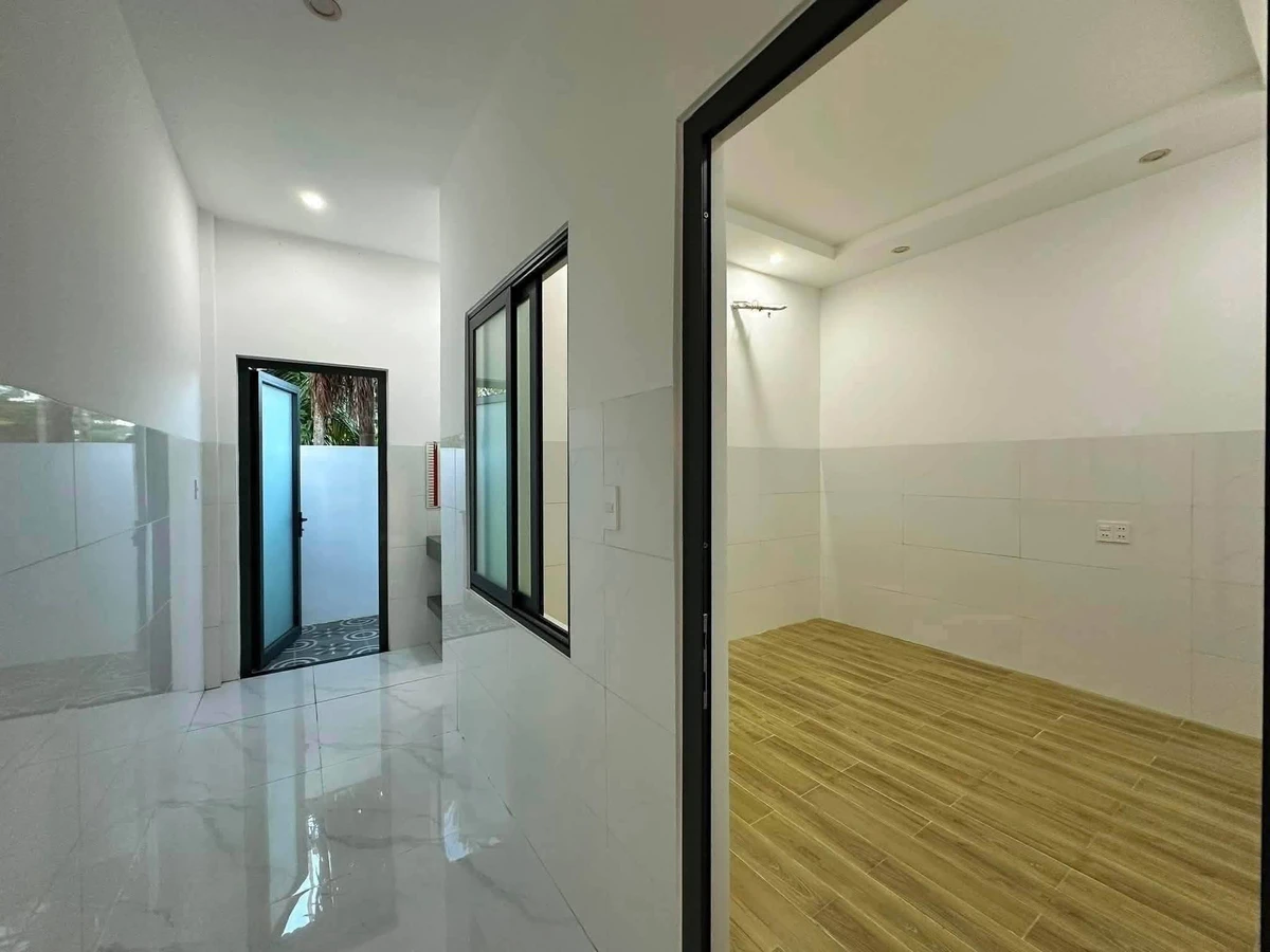 Bán nhà 3PN 105m² Nguyễn Công Phương Quảng Ngãi - Ảnh thu nhỏ 2