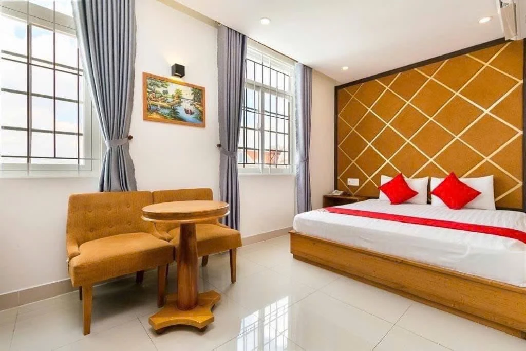 Bán shophouse mặt tiền A4, 200m2, Tân Bình - Ảnh thu nhỏ 3