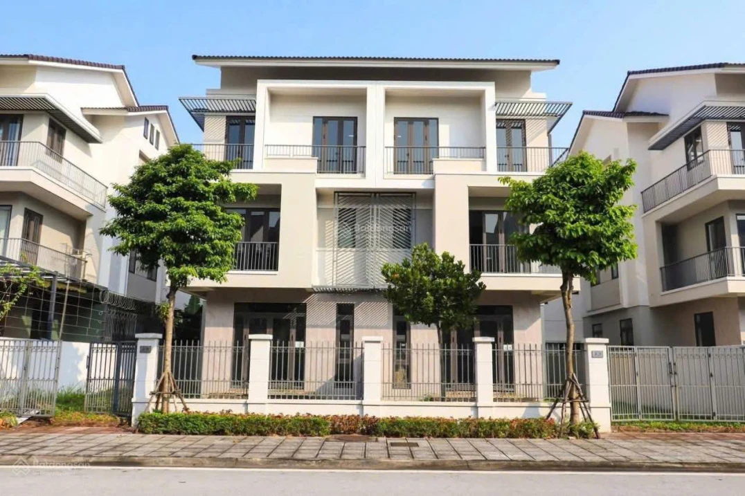 Bán BT tại Centa Riverside, 11,6 tỷ, 180m2, chính chủ, giá siêu hời - Ảnh thu nhỏ 3