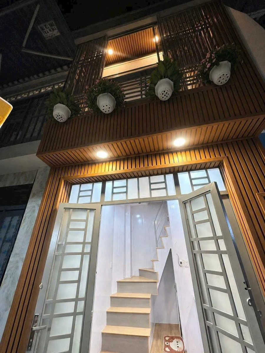 Bán nhà hẻm Lê Quang Định, Phường 7, Bình Thạnh, 2PN, giá 2,15 tỷ - Ảnh 1