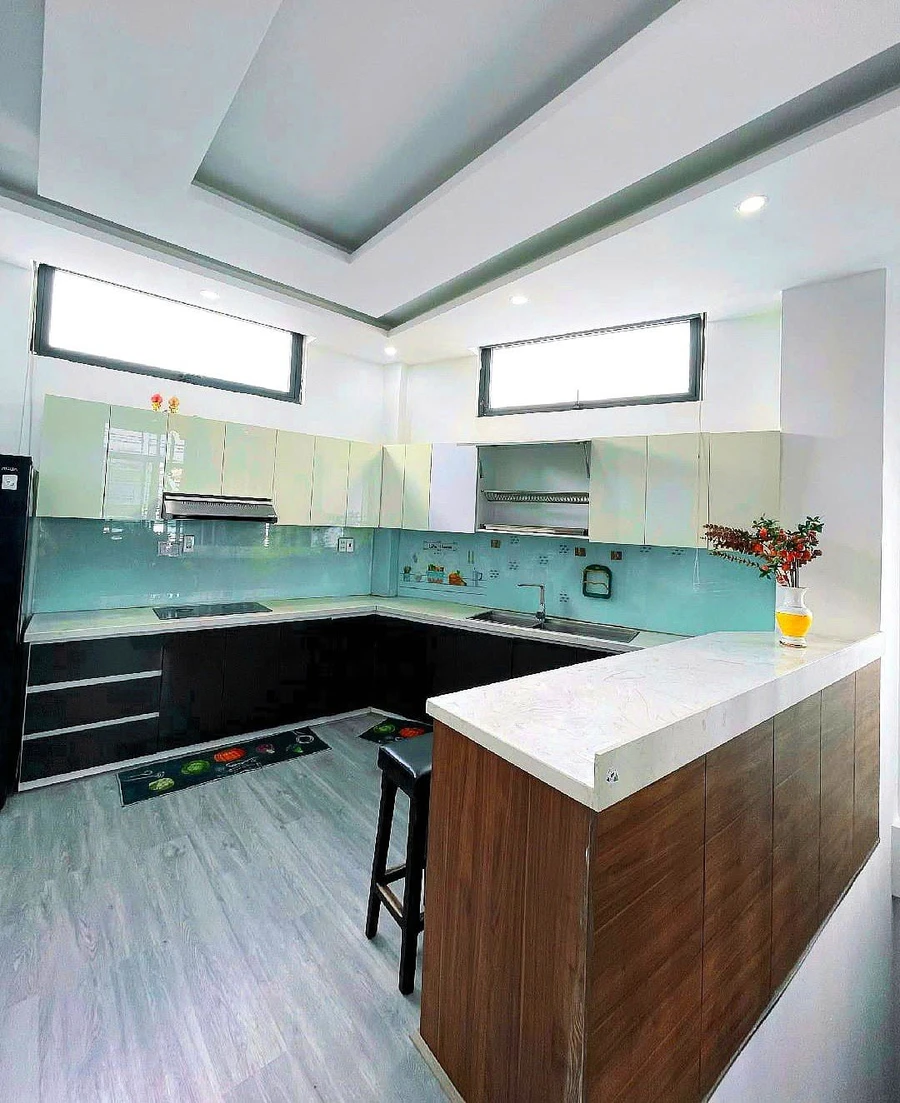 Bán nhà 81m² đường Nguyễn Hữu Thọ, 6 studio + 1 căn 2PN, dòng tiền 30 triệu/tháng - Ảnh 1