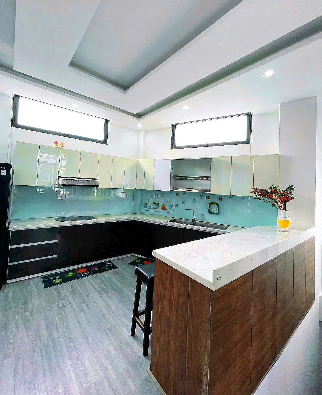 Bán nhà 81m² đường Nguyễn Hữu Thọ, 6 studio + 1 căn 2PN, dòng tiền 30 triệu/tháng - Ảnh 1