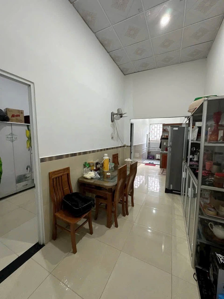 Bán nhà lầu xây ở 5x18m (90m²) 3 phòng ngủ, giá 1 tỷ 590 - Ảnh thu nhỏ 4