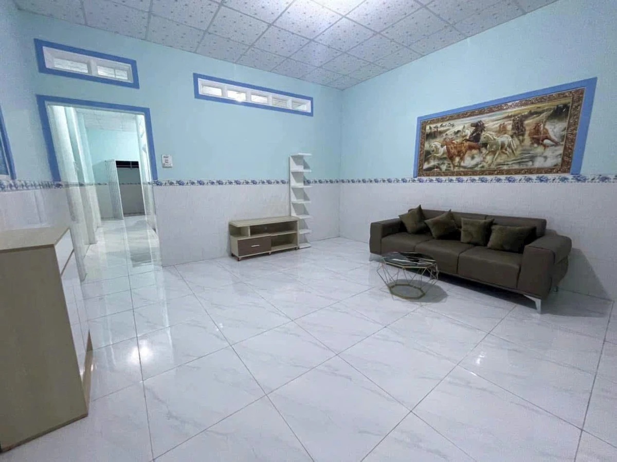 Bán nhà hẻm 75 m² 2 phòng ngủ Phạm Hùng Long Hoa, Tây Ninh - Ảnh thu nhỏ 3