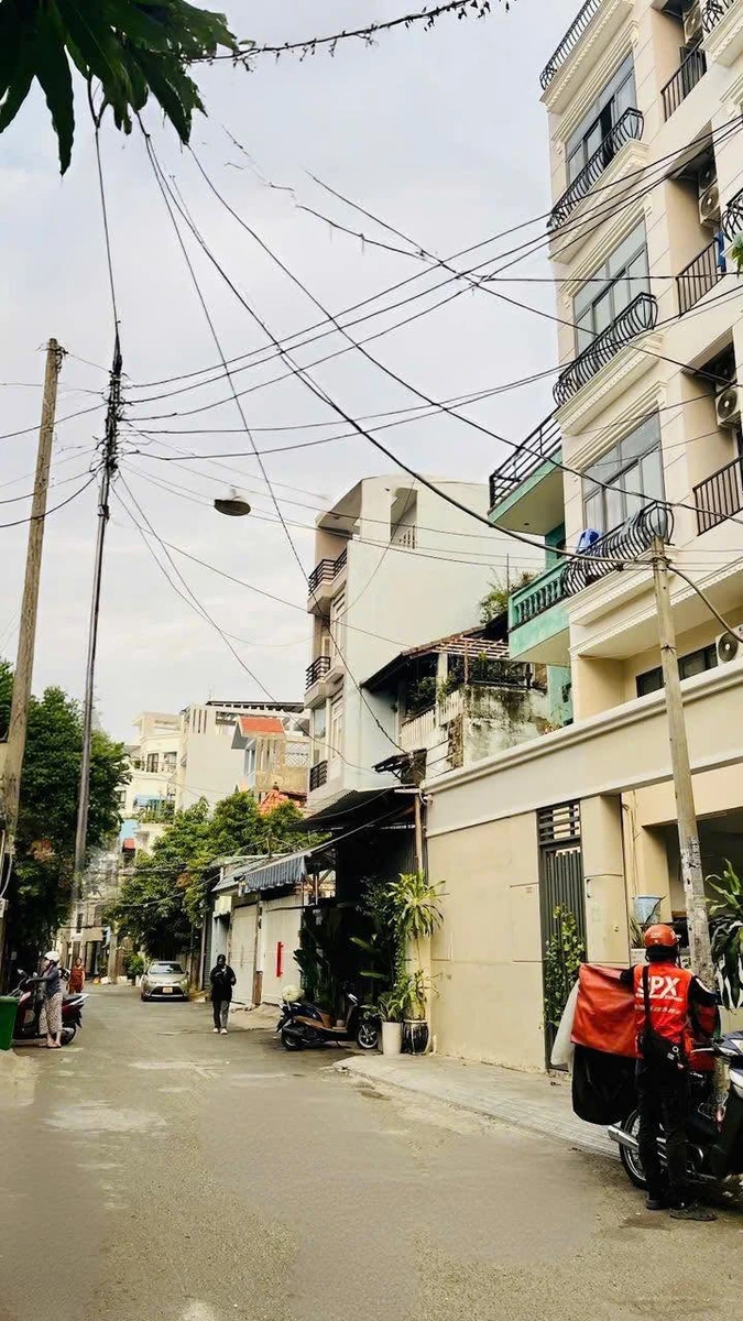 Bán nhà Bùi Đình Túy 160m2, 10 phòng, 17.5 tỷ, Bình Thạnh - Ảnh 1