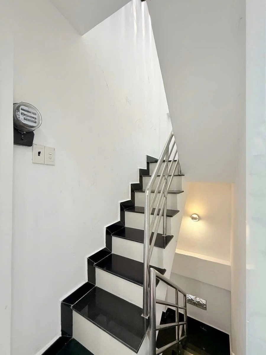 Bán nhà 4 tầng 15.8m2 Bùi Hữu Nghĩa Bình Thạnh 3.6 tỷ - Ảnh thu nhỏ 5