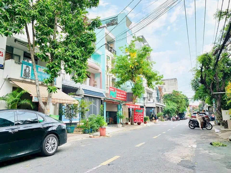 Bán nhà mê thiết kế hiện đại 5x19m, 3 phòng ngủ, full nội thất, hẻm 175 Y Moan, Tân Lợi q6x9
