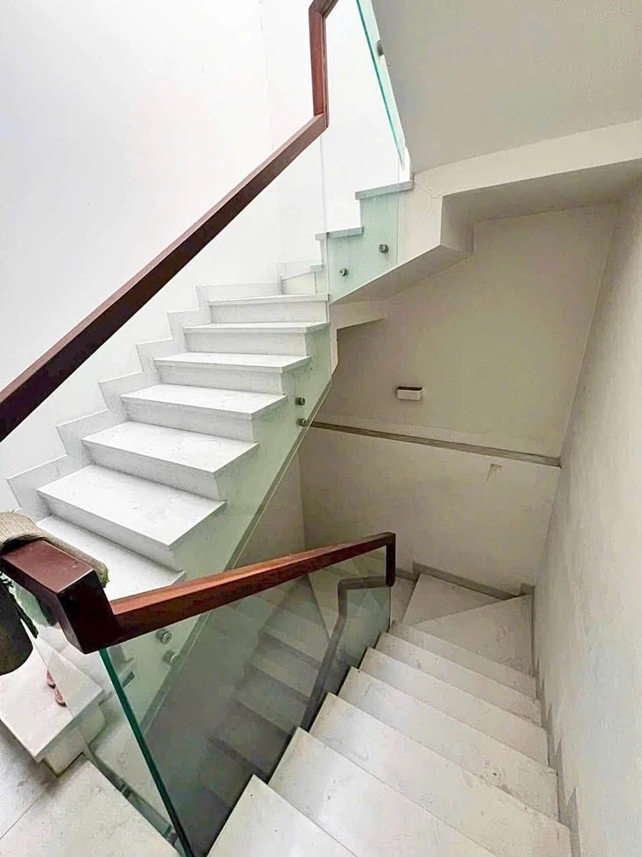 Bán nhà hẻm Nguyễn Duy Dương Quận 10, 4x14m, 4 tầng, 3PN, 8,5 tỷ - Ảnh thu nhỏ 5