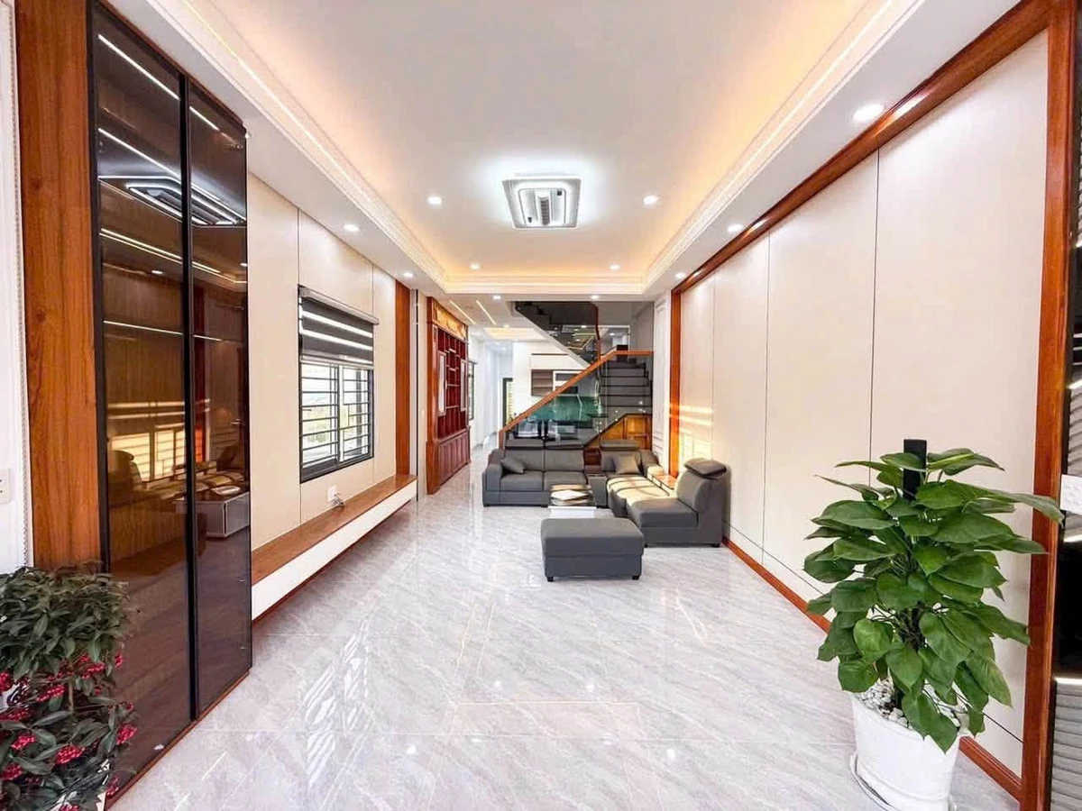 Bán nhà phố 1 trệt 2 lầu 80m², 5 tỷ 700 triệu, Biên Hòa - Ảnh thu nhỏ 3
