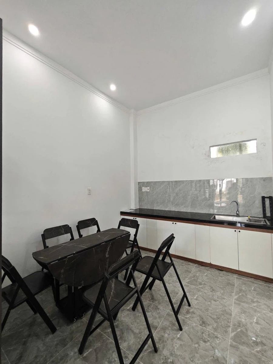Bán nhà mặt tiền Phạm Ngũ Lão 98m² 2PN Quận 1 giá 3.7 tỷ - Ảnh thu nhỏ 4