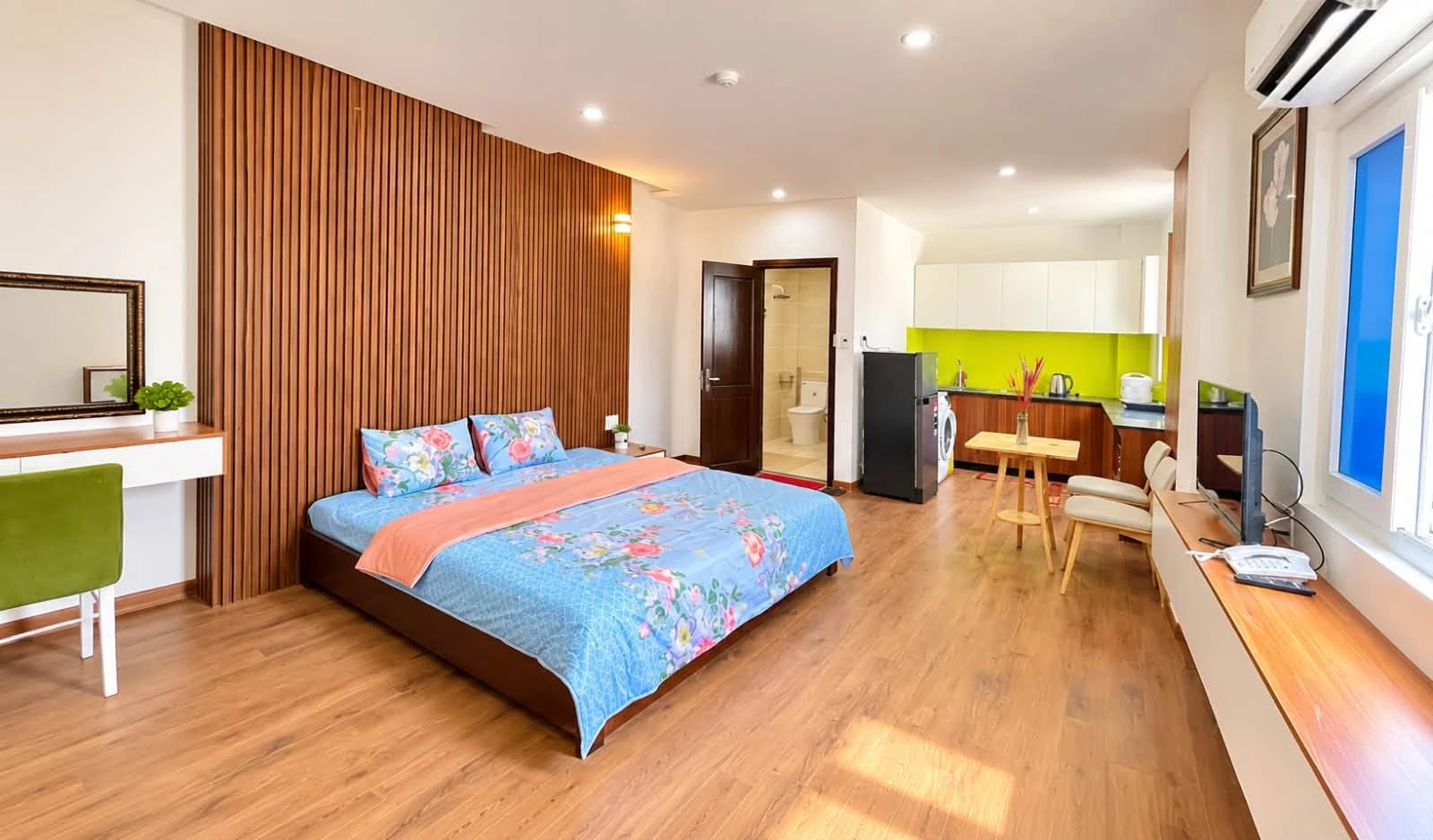 Bán khách sạn 5 tầng 100m2 Nguyên Công Trứ Đà Nẵng - Ảnh 1
