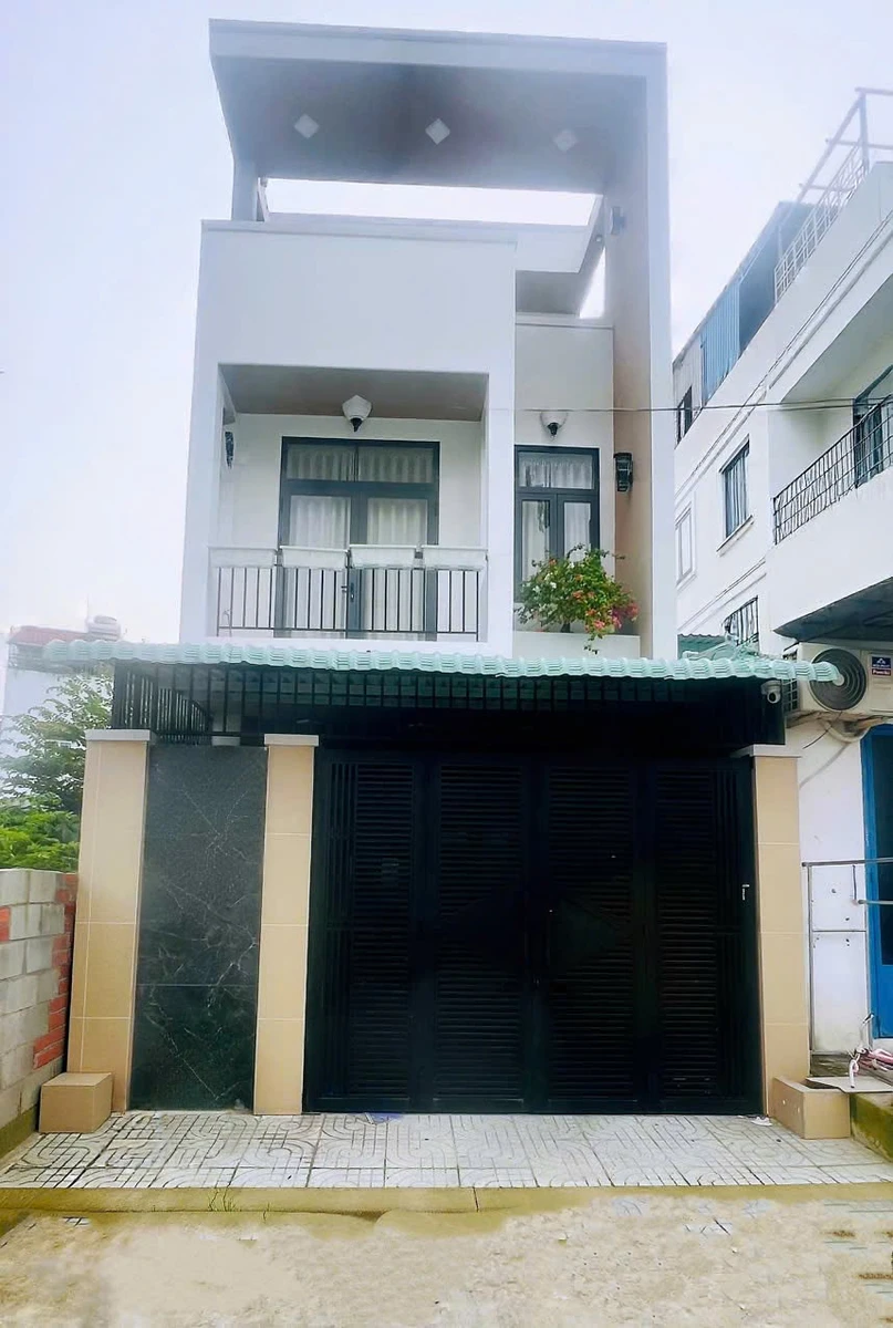 Bán nhà phố 3 tầng 72m2 hẻm 5m, 3PN 4WC, Tam Bình, Thủ Đức, nhỉnh 6 tỷ - Ảnh 1