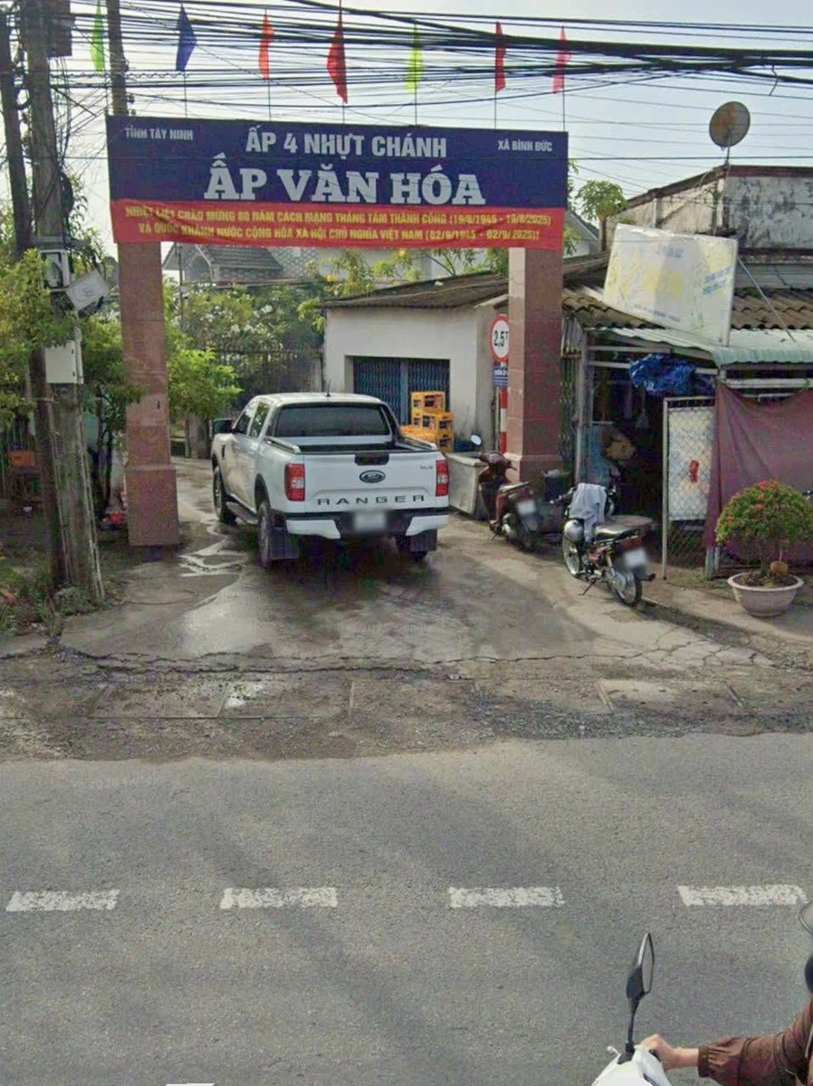 Bán nhà cấp 4 mới xây 125m2 Nhuật Chánh - Ảnh 1