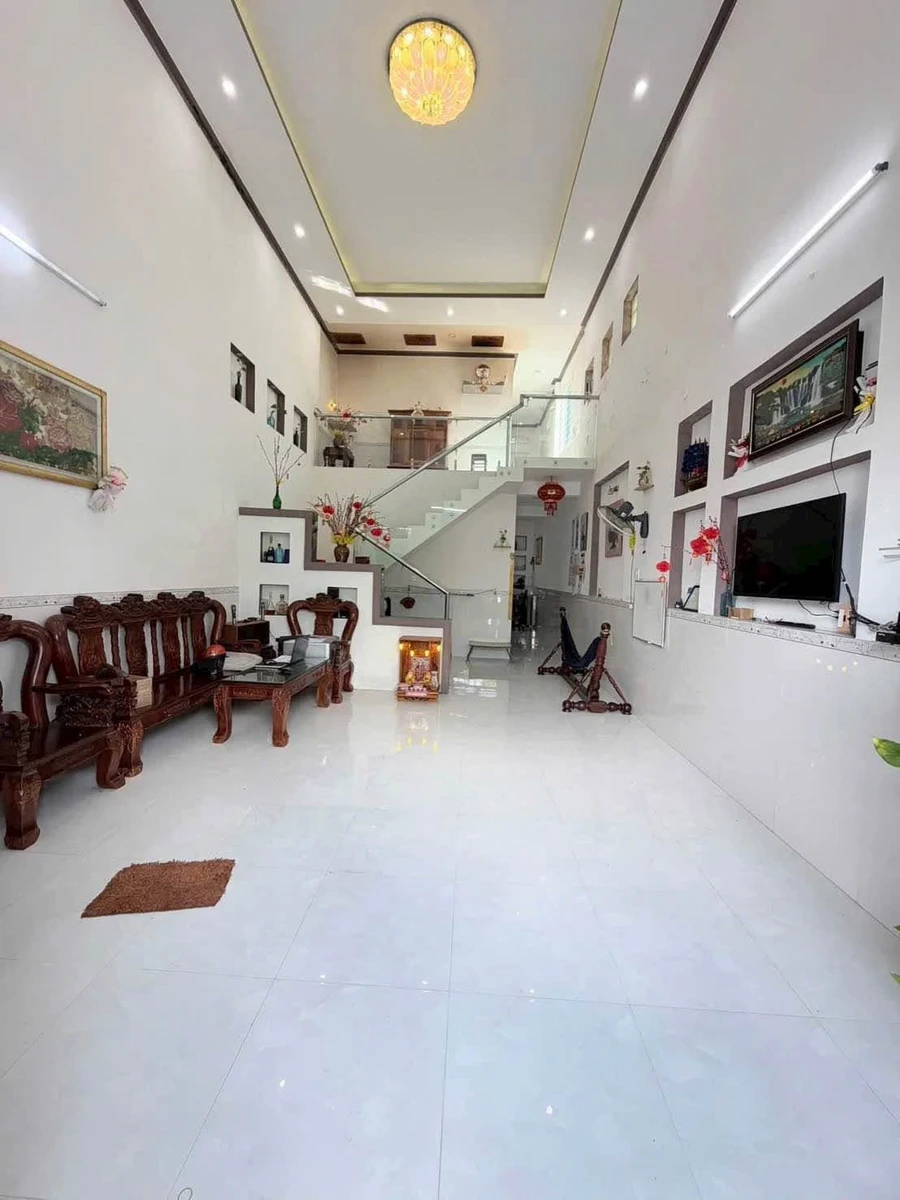 Bán nhà lầu mặt tiền Gò Tranh Xuân An, 150m², 3 PN, 3.5 tỷ - Ảnh thu nhỏ 3
