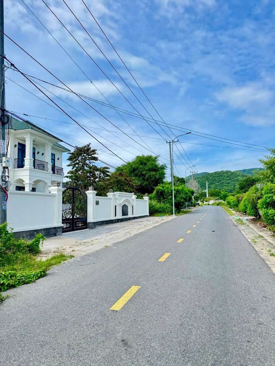 Bán đất view núi Long Hải 90m² đường nhựa thông thoáng - Ảnh 1