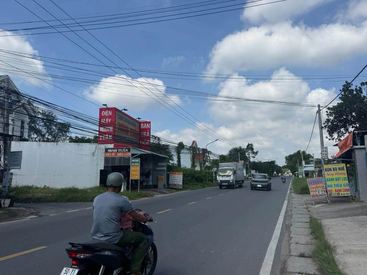 Bán mặt tiền Nguyễn Văn Quá, Quận 9, 280m2, 4.5 tỷ - Ảnh thu nhỏ 2