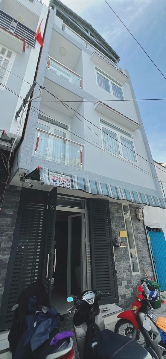 Bán nhà mặt tiền đường số Quận 4, 41m², 4 tầng, 4PN, giá 8 tỷ nhỉnh - Ảnh 1