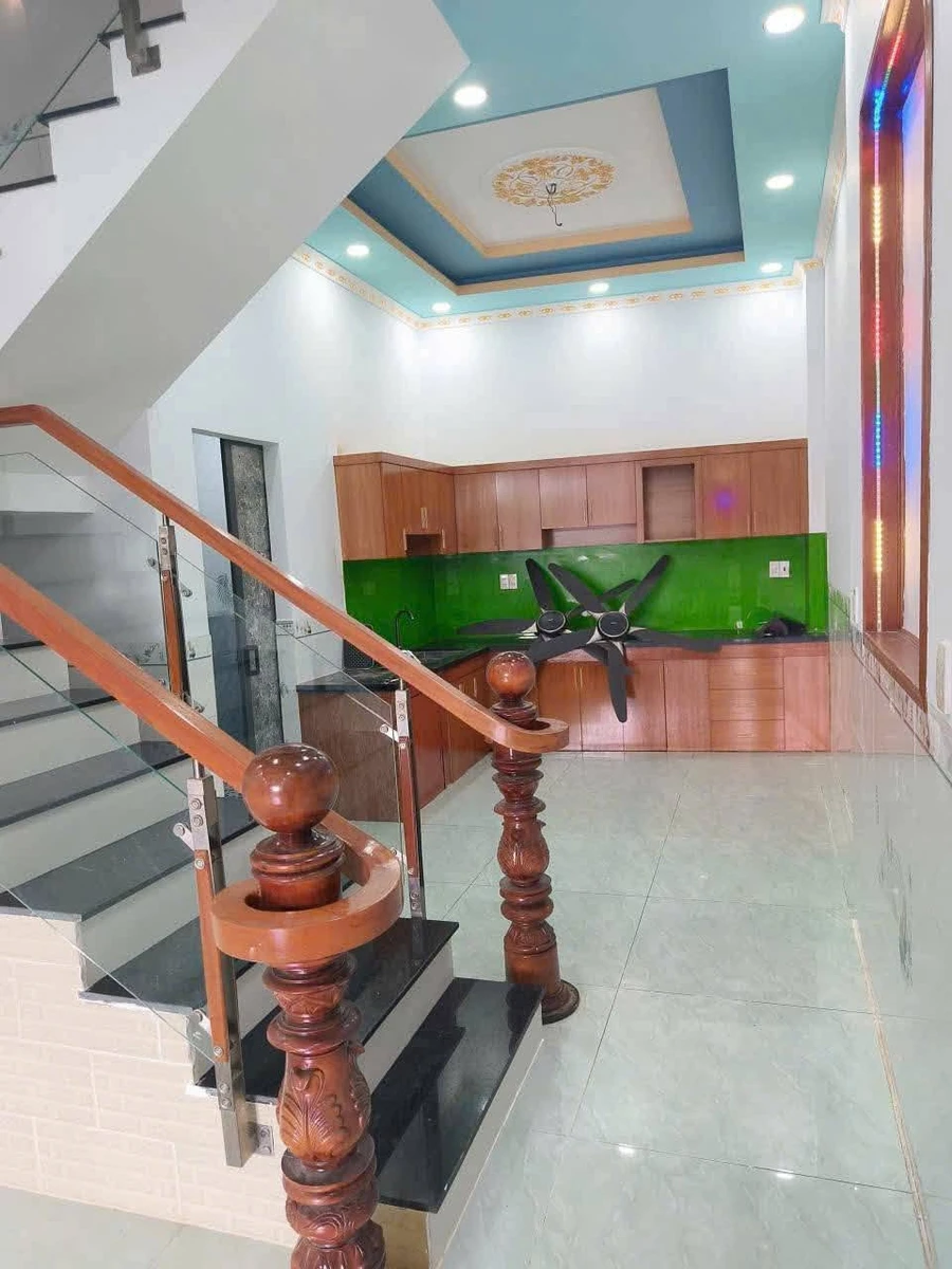 Bán nhà một trệt một lầu 60m2 Đông Hòa 4,2 tỷ - Ảnh thu nhỏ 3
