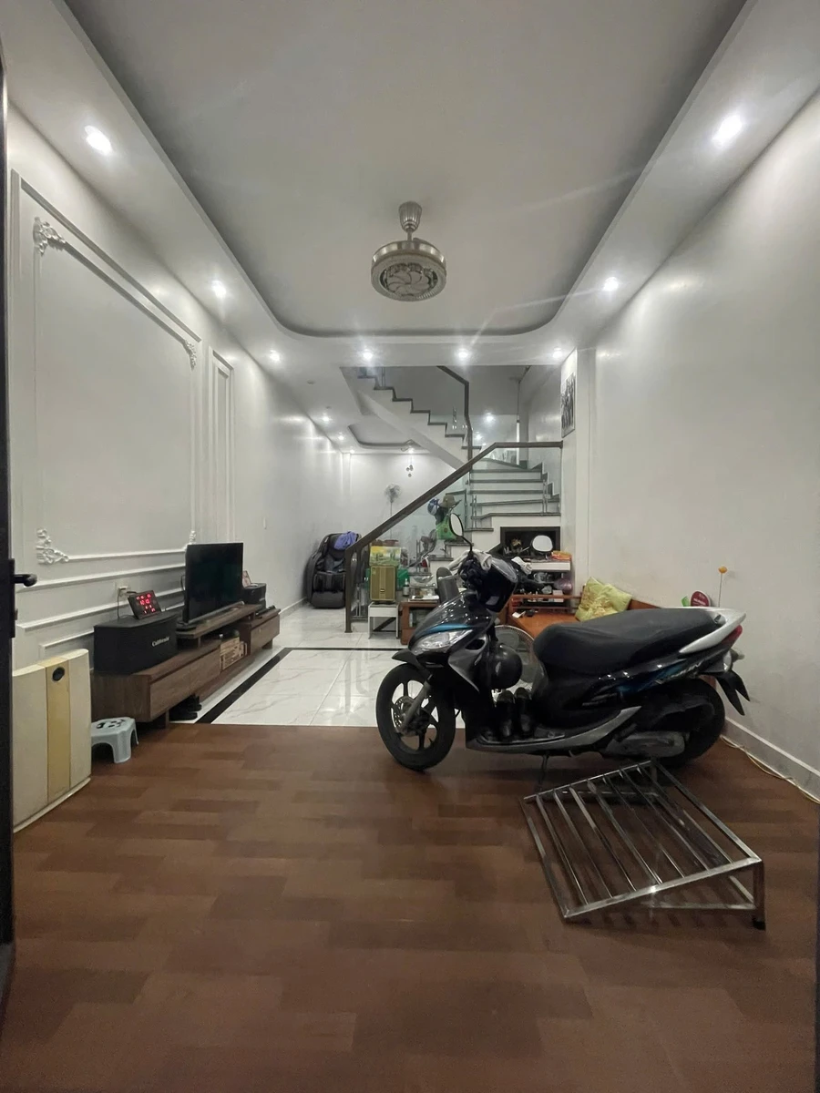 Bán nhà phố 45m2 3 tầng Hoàng Công Khanh, Quận 3 - Ảnh 1