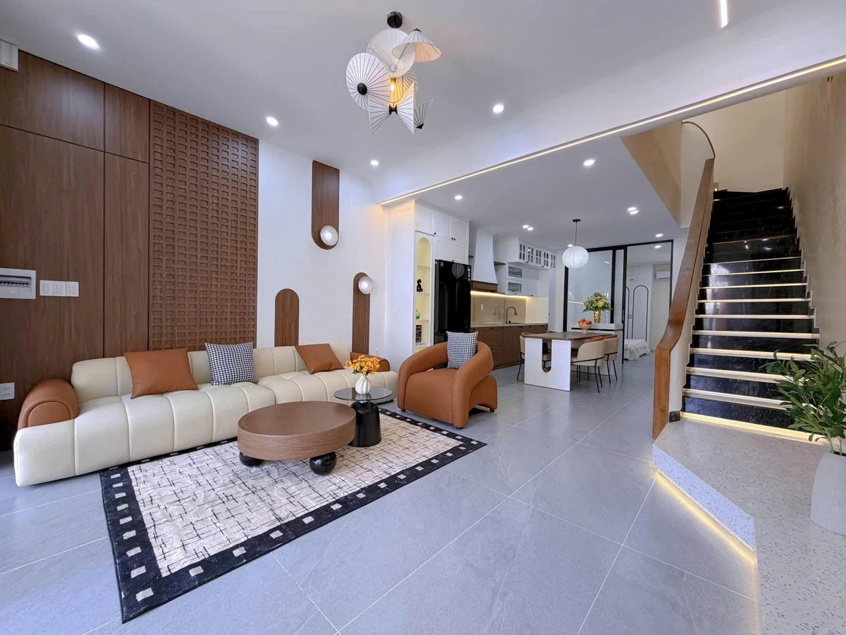 Bán nhà 3 tầng full nội thất mặt tiền KĐT Sinh thái Hòa Xuân, 100m², 8,45 tỷ, Đà Nẵng - Ảnh thu nhỏ 2