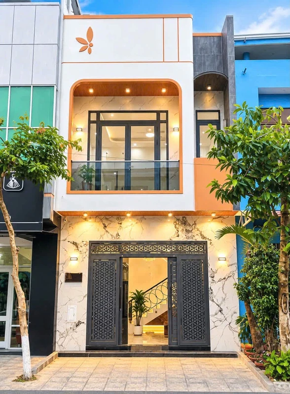 Bán nhà mặt tiền Phạm Hùng, Rạch Giá, 100m², 3PN - 4 tỷ 990 triệu