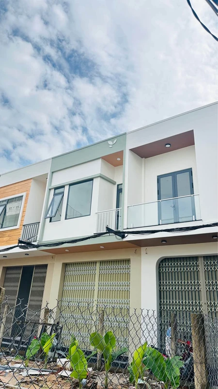 Bán nhà 2 tầng 3PN 97.5m² Phường Trường An Huế 3 tỷ 351m2