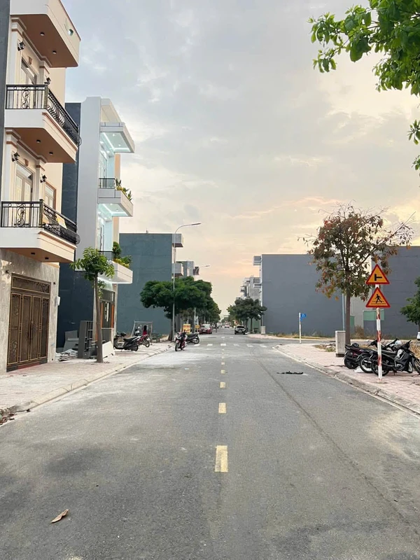 Bán nhà hẻm xe Tân Phú 80m² 3 phòng ngủ, giá 1 tỷ 280 triệu nhattranlands
