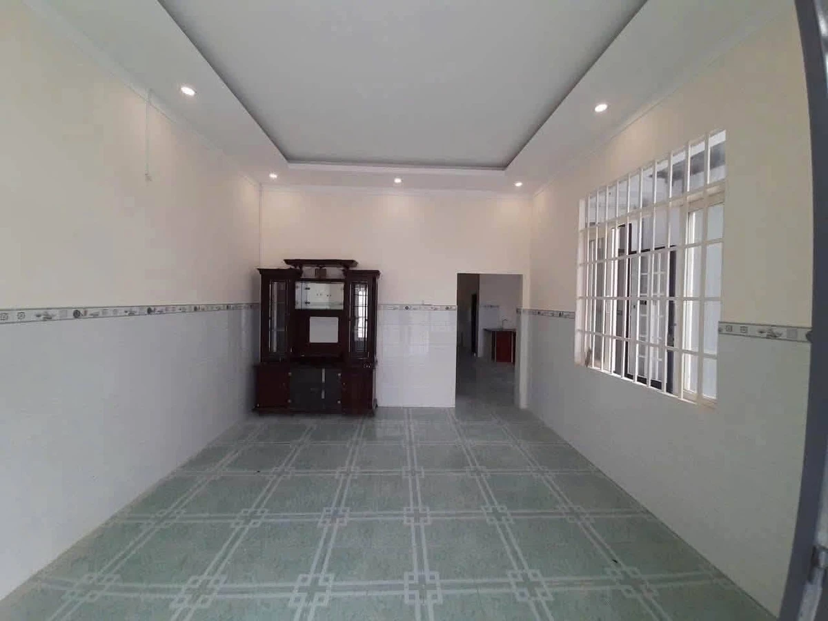 Bán nhà 6m x 14m gần chợ Đình 1 tỷ 850 triệu - Ảnh thu nhỏ 2