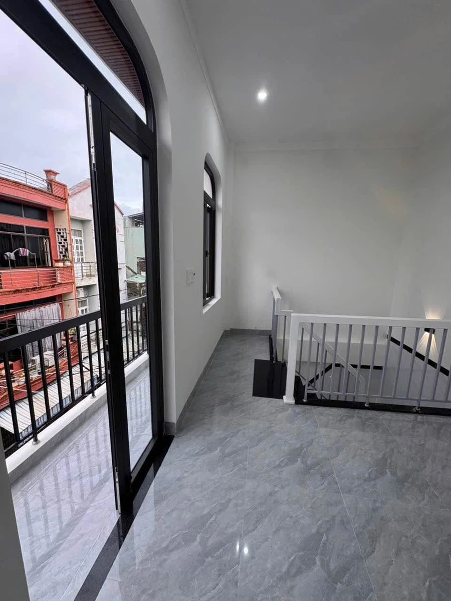 Bán nhà 3 tầng góc 2 mặt tiền Quy Nhơn 40m2 - 6,37 tỷ - Ảnh thu nhỏ 4