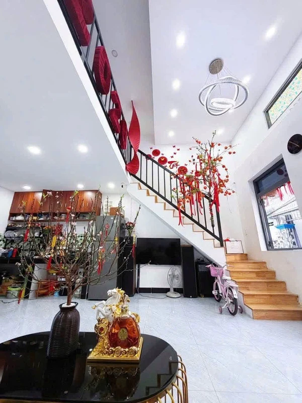 Bán kho mặt tiền đường liên huyện 1326m2, phường An Phú, giá 20 triệu/m2 4x38