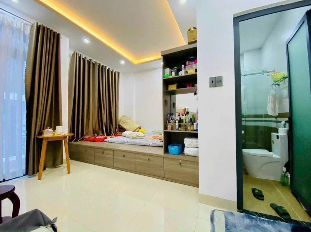 Bán nhà 3 phòng ngủ đường Lê Hồng Phong, Vũng Tàu, 62m2, 7.9 tỷ - Ảnh thu nhỏ 2