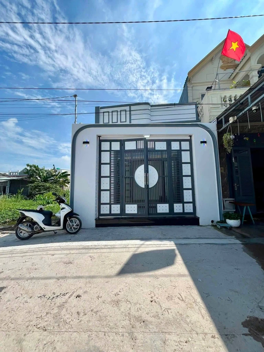 Bán nhà 2 phòng ngủ 100m² Tây Ninh 1 tỷ 850 triệu - Ảnh 1