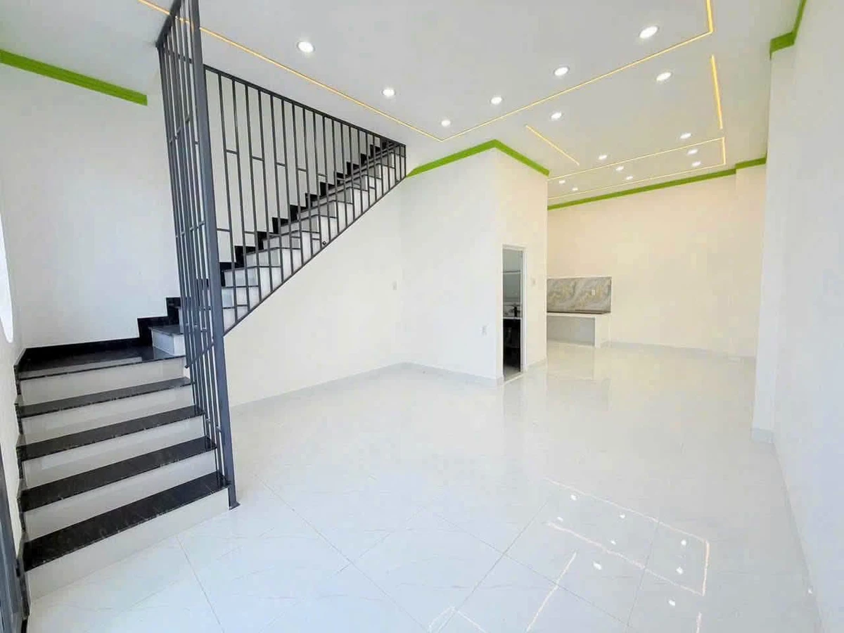 Bán nhà 1 trệt 1 lầu 60m² Phước Lợi, Bến Lức, Long An - Ảnh thu nhỏ 2