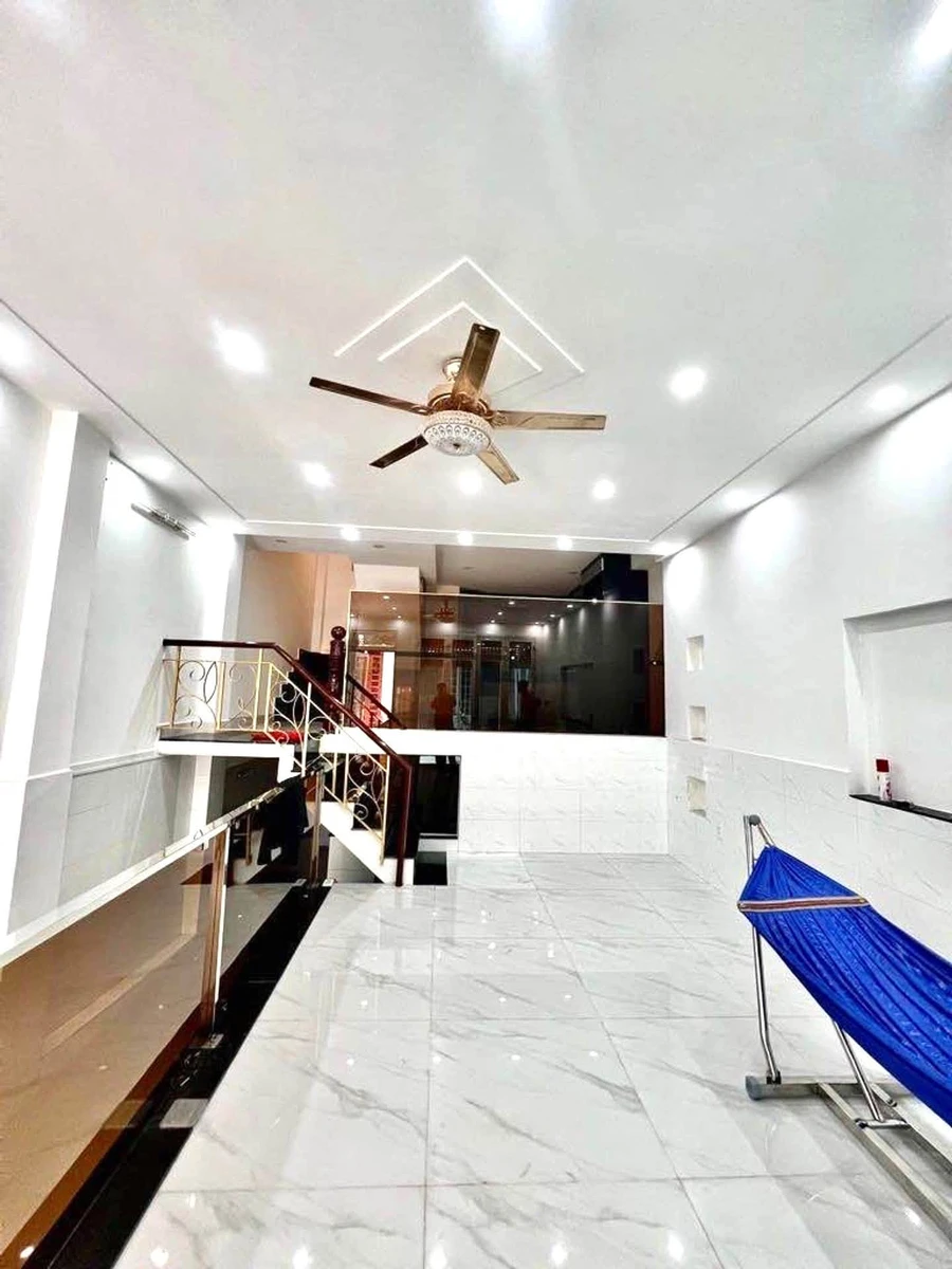 Bán nhà 5x10m hẻm 7m thông Mã Lò, sát chợ Bình Trị Đông, Bình Tân, giá khoảng 6 tỷ - Ảnh thu nhỏ 2