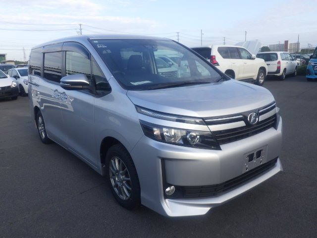 2017 VOXY 