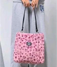 Bolso con estampado de leopardo Rosa 