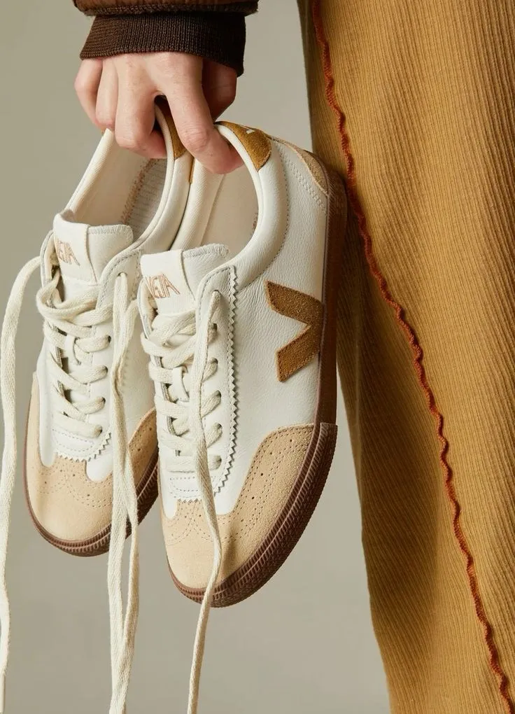 Zapatillas de mujer  2