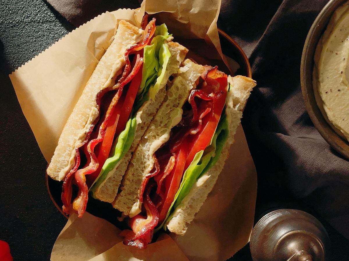 PepperHouse™ Smoked Hummus BLT