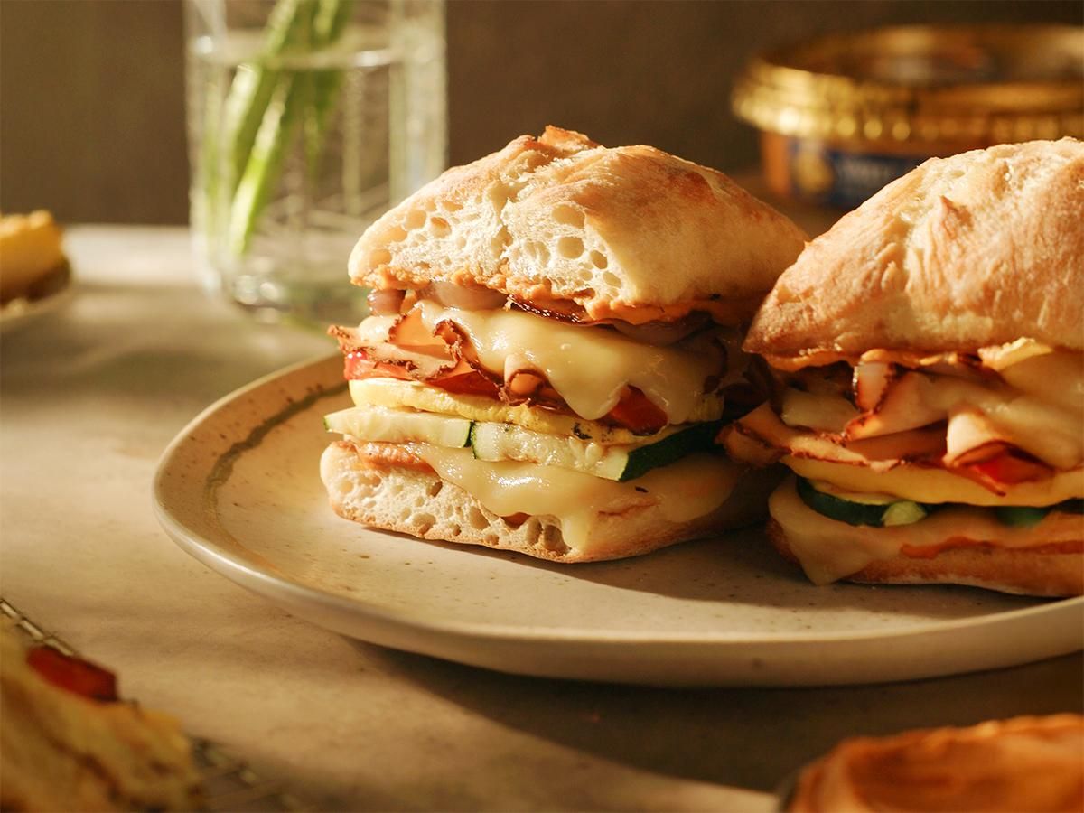 Boar's Head® Sweet Barbeque Hummus & Sweet B's® Chicken Sandwich