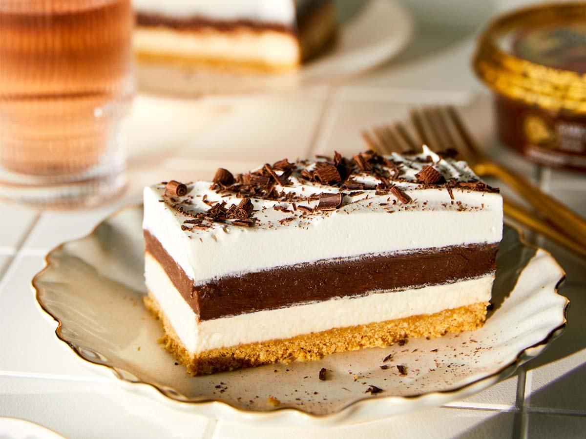 Dark Chocolate Hummus Cheesecake Bars