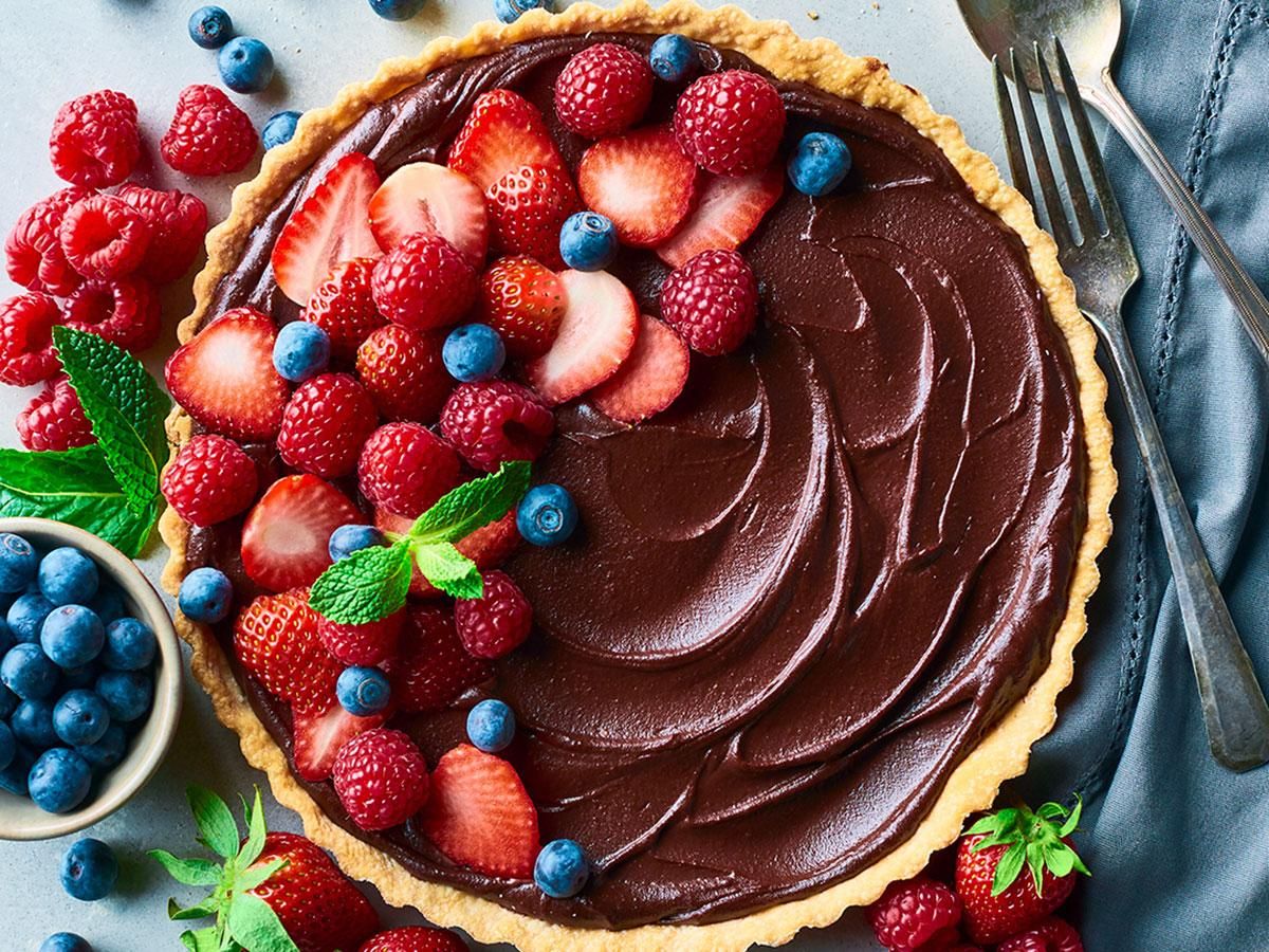 Dark Chocolate Hummus and Berry Tart
