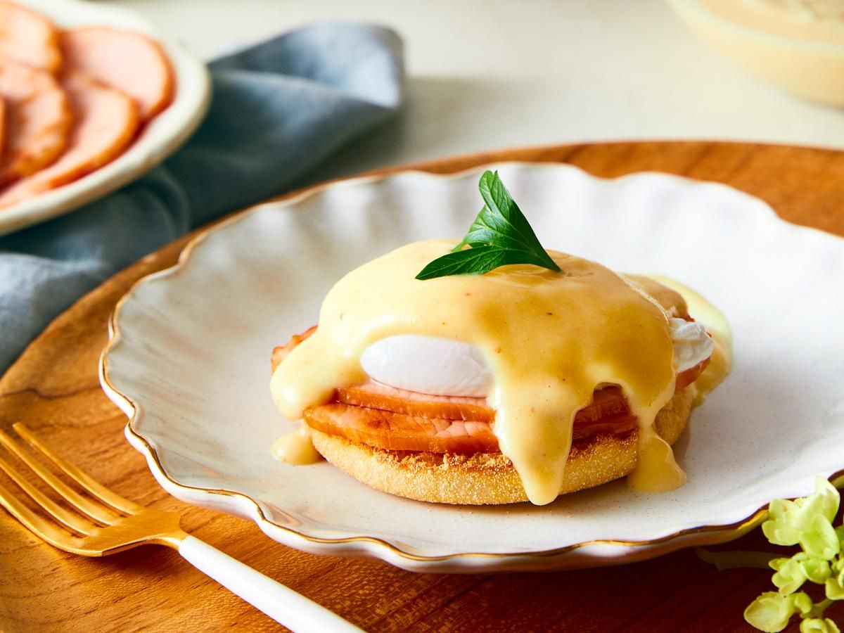 Classic Eggs Benedict
