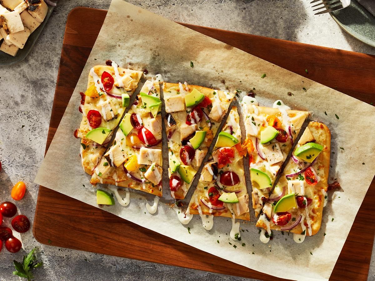 FireSmith® Flame Grilled Chicken Avocado Flatbread