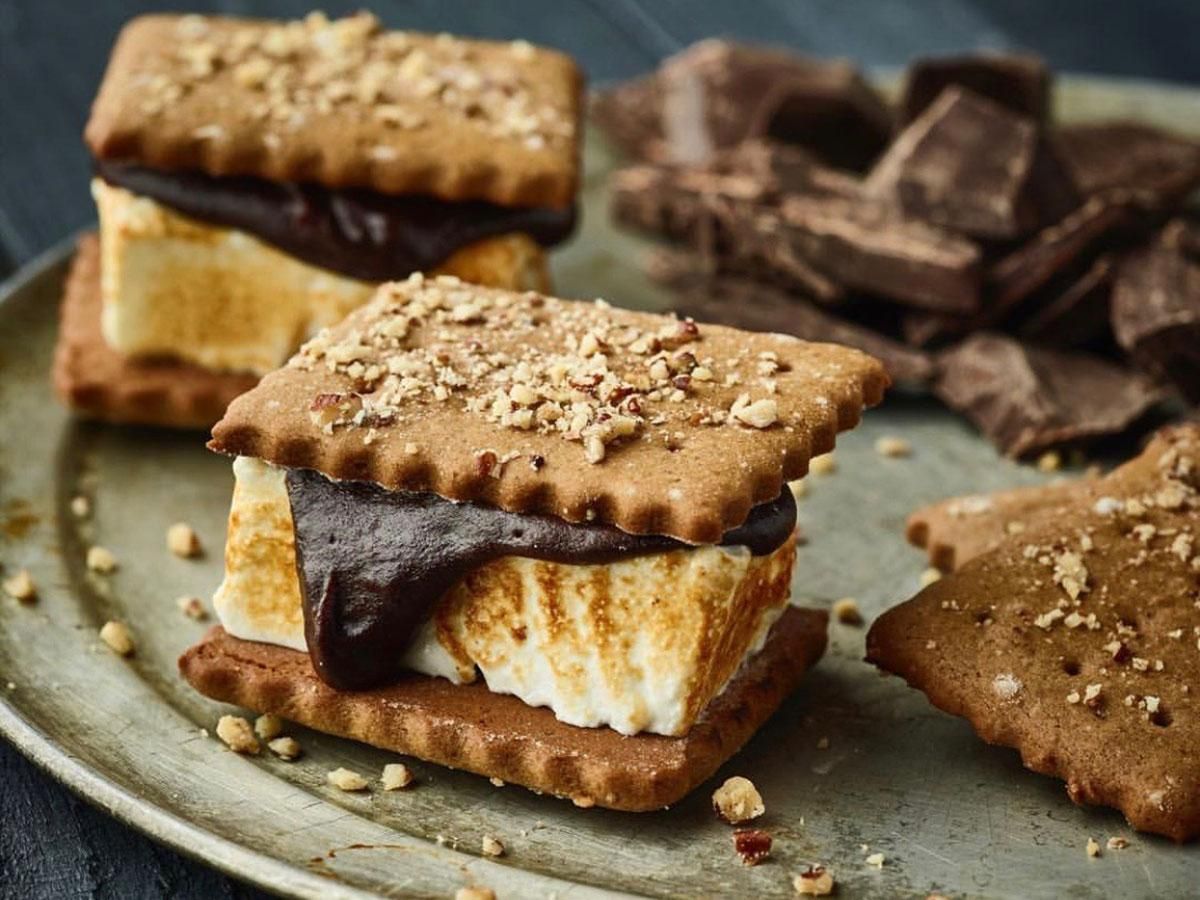 Dark Chocolate Dessert Hummus S'mores