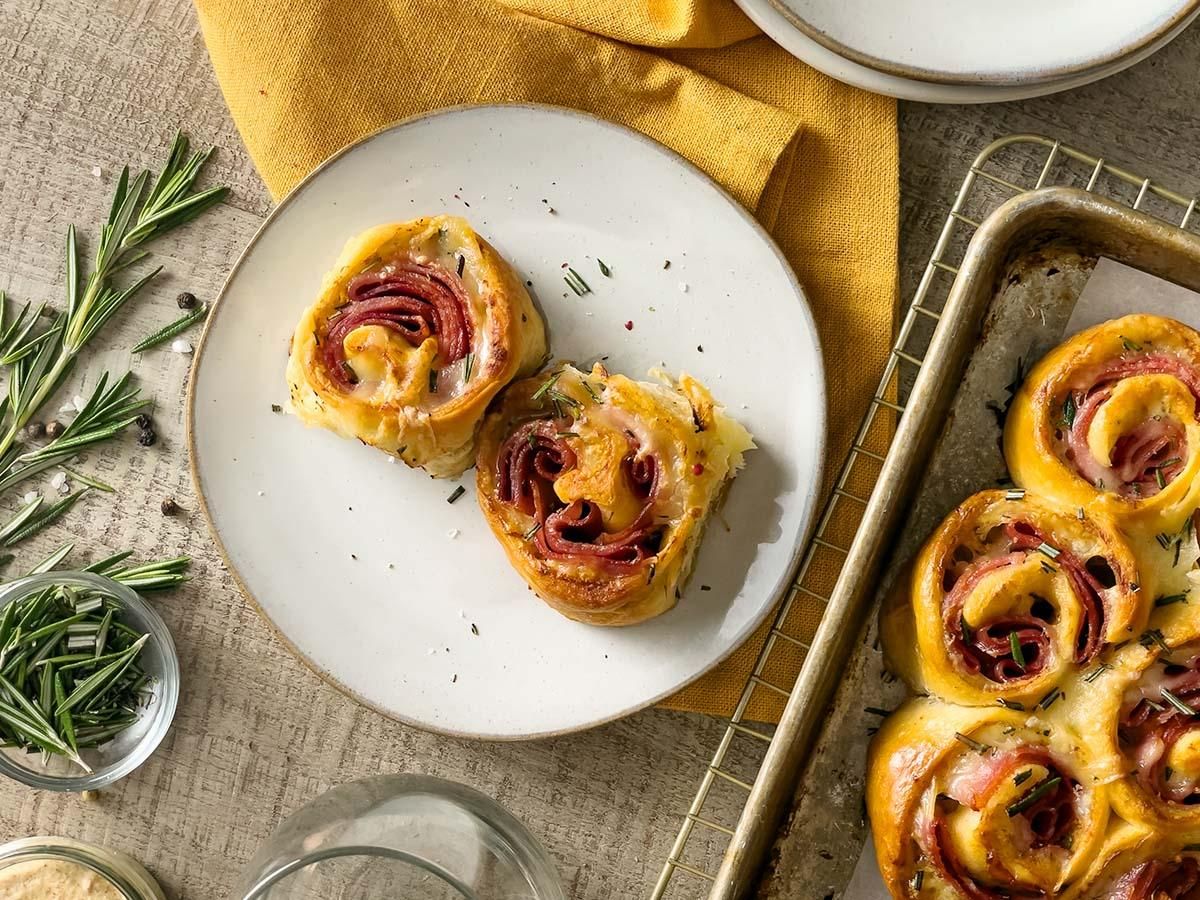 Sweet Slice® Uncured Ham & Cheese Pinwheels | Boar's Head
