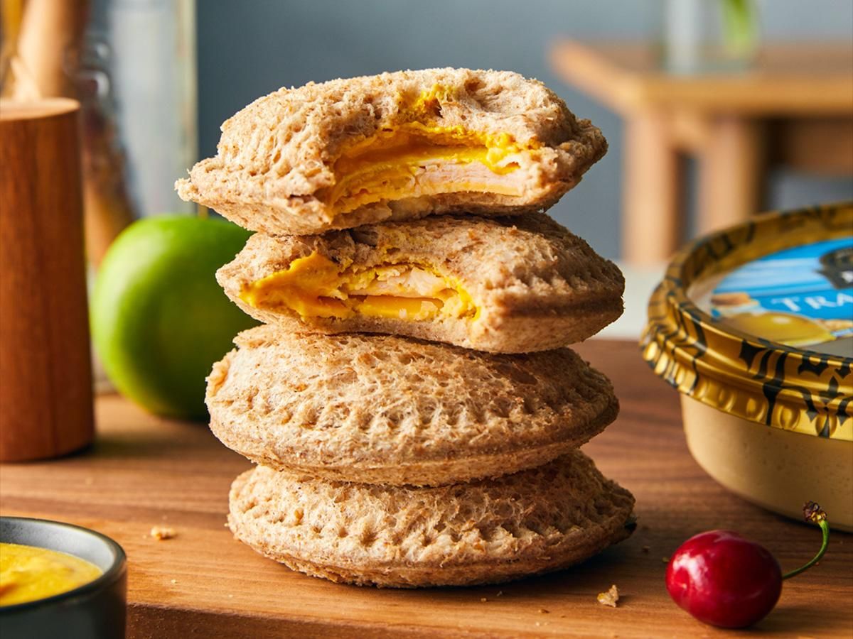 Maple Glazed Honey Coat® Turkey & American Cheese Rounds
