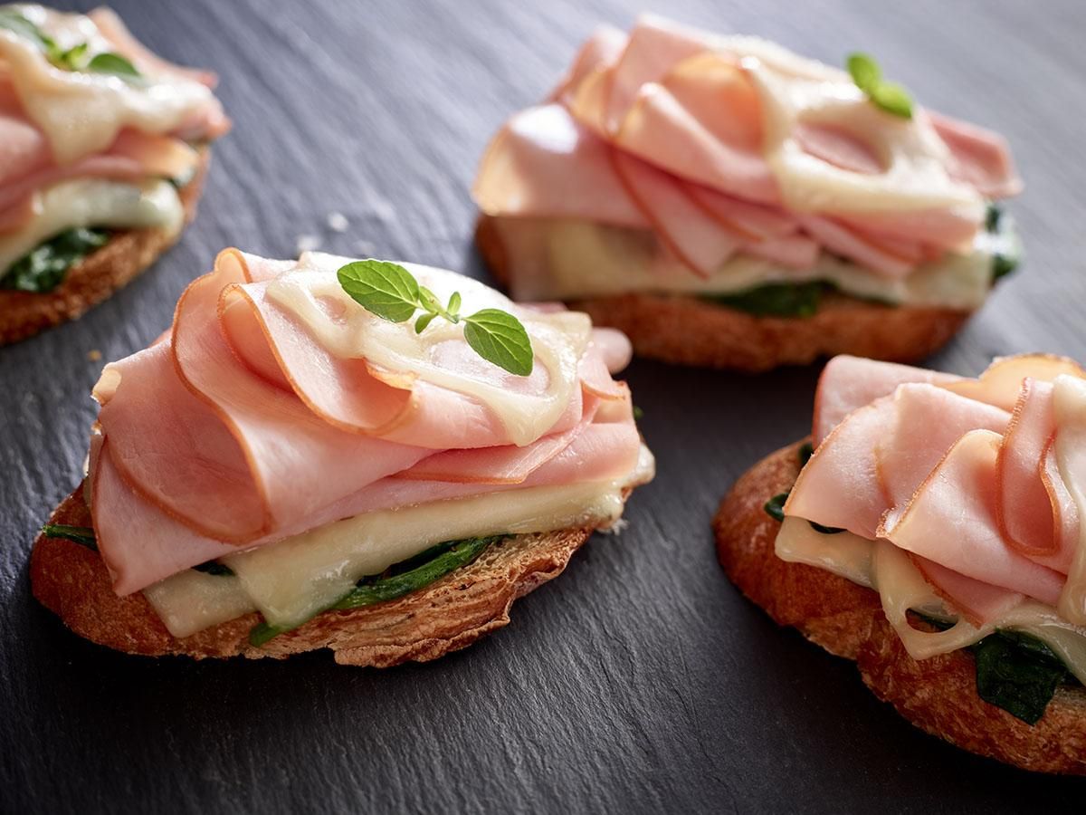 SmokeMaster® Black Forest Ham and Imported Switzerland Swiss® Crostini